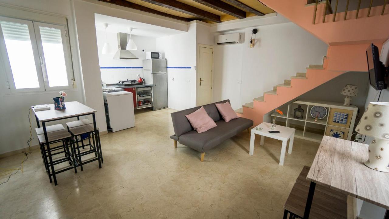Rentalsevilla Feria Duplex Con Terraza Extérieur photo